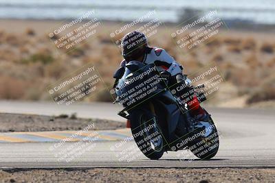 media/Dec-18-2022-SoCal Trackdays (Sun) [[8099a50955]]/Turn 7 Backside (1125am)/